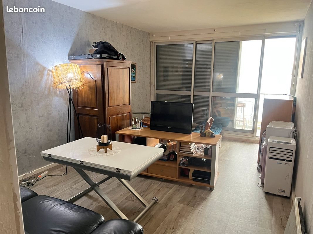 Appartement à louer, 24m², Nîmes