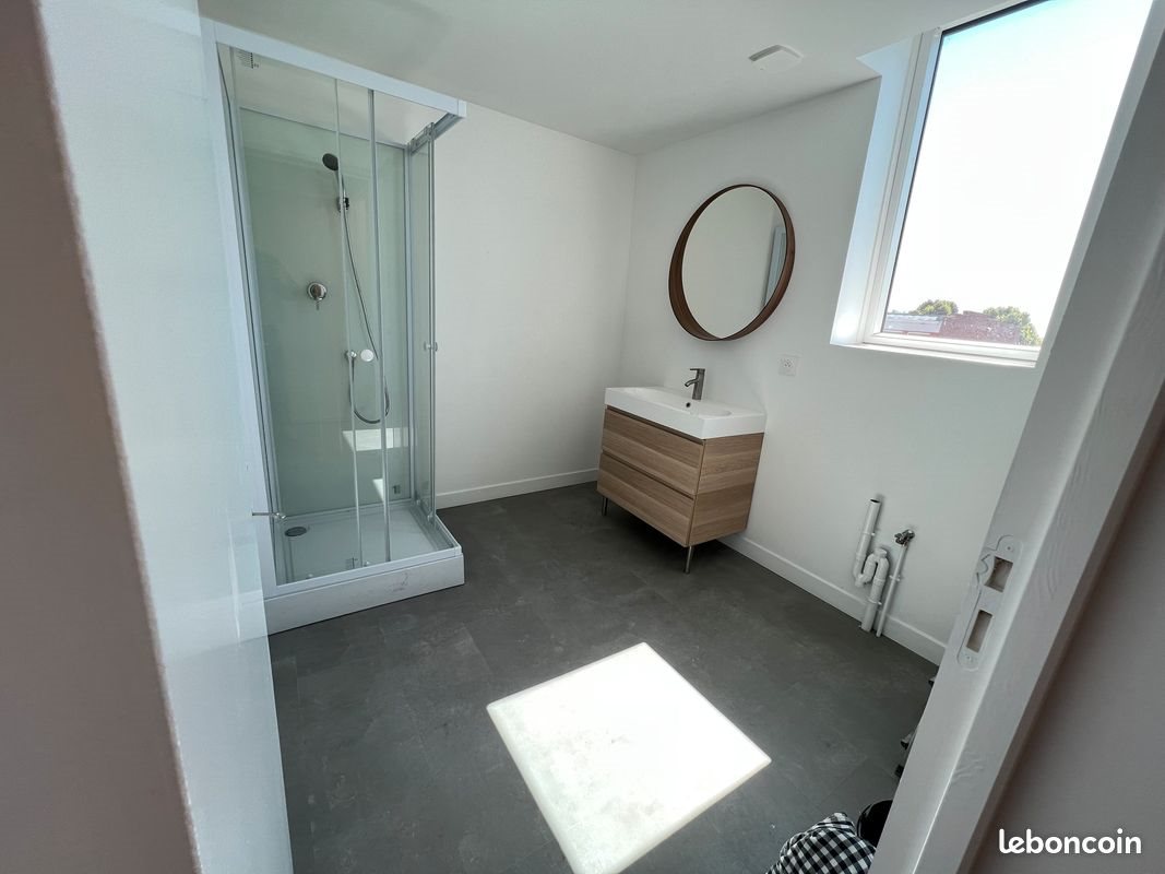 Appartement à louer, 66m², Comines