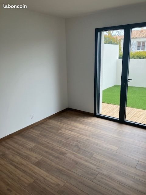 Maison à louer, 94m², Charron