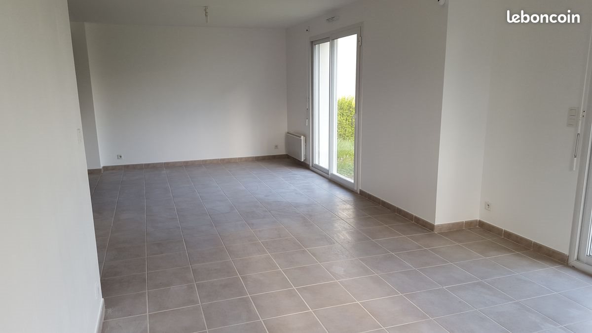 Maison à louer, 120m², Edern