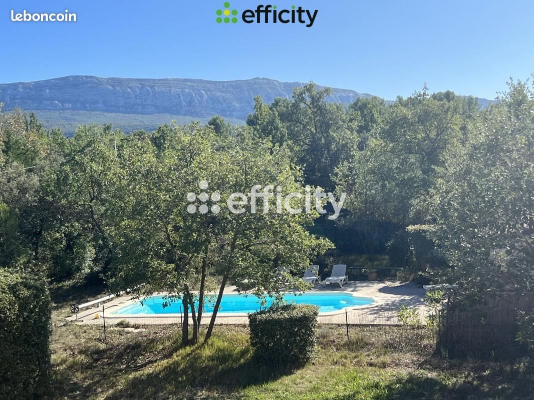 Maison à vendre, 217m², Nans-les-Pins