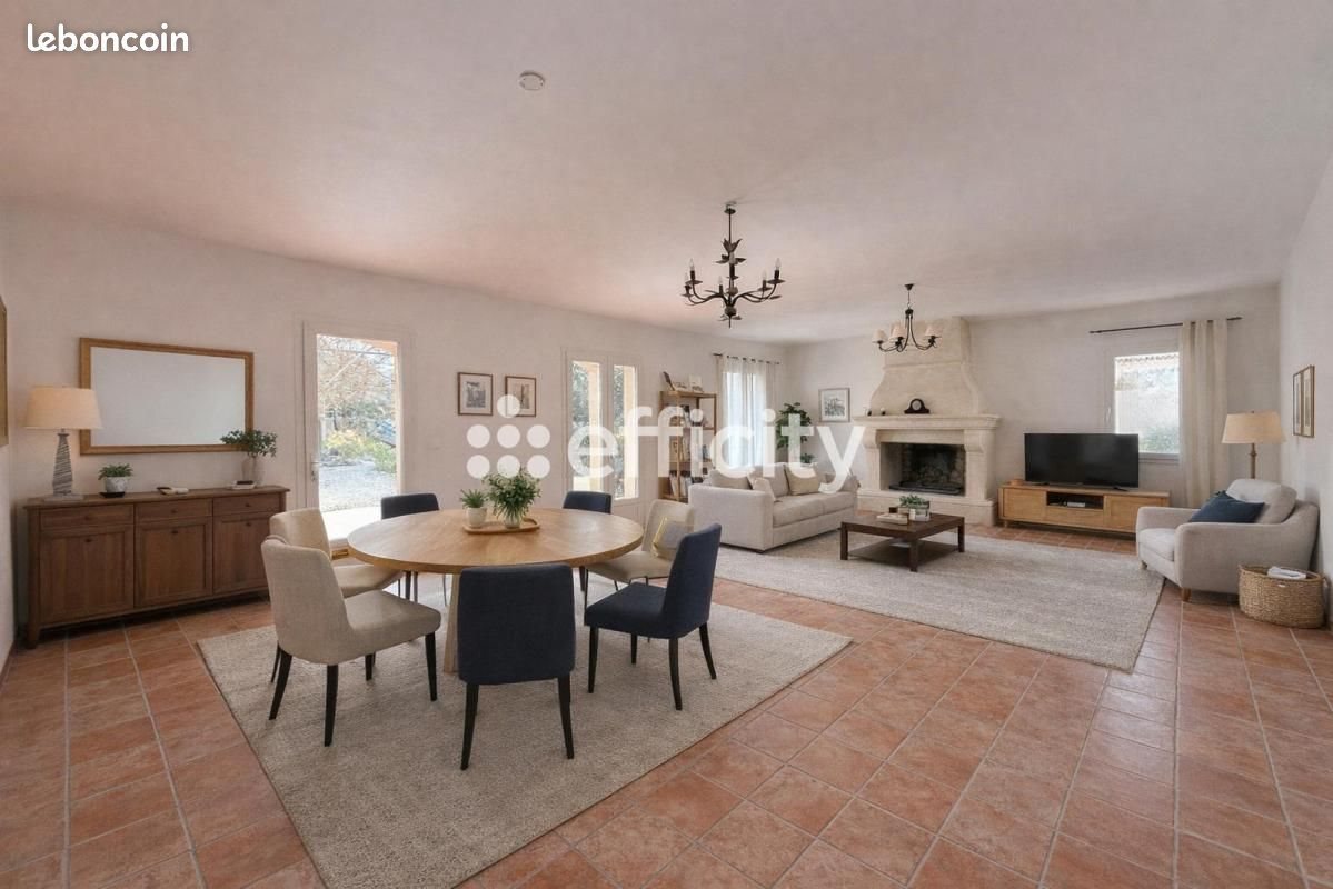 Maison à vendre, 217m², Nans-les-Pins