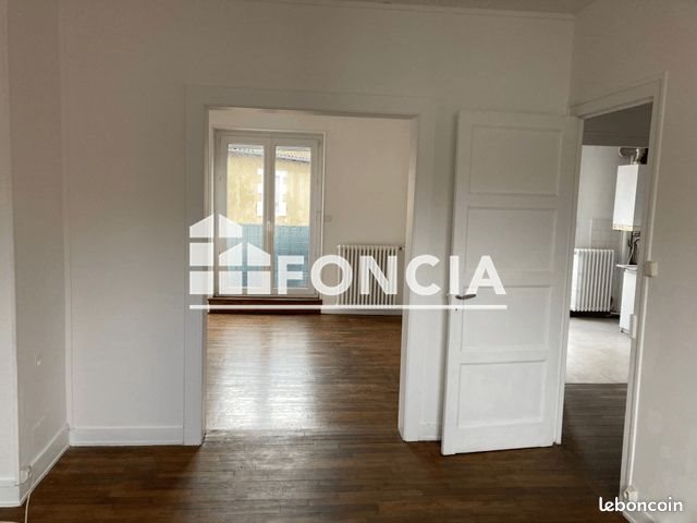 Appartement à vendre, 2m², Chabanais