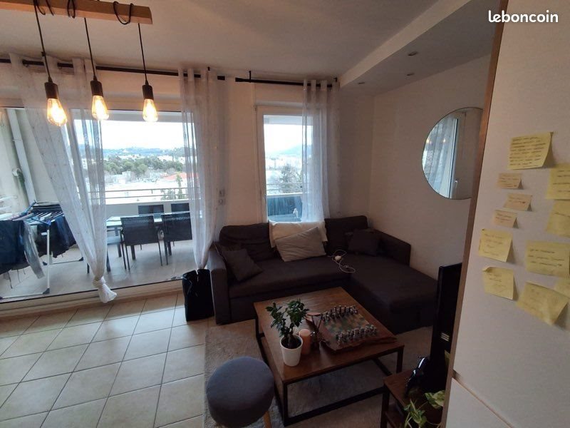 Appartement à louer, 40m², Marseille 12ème