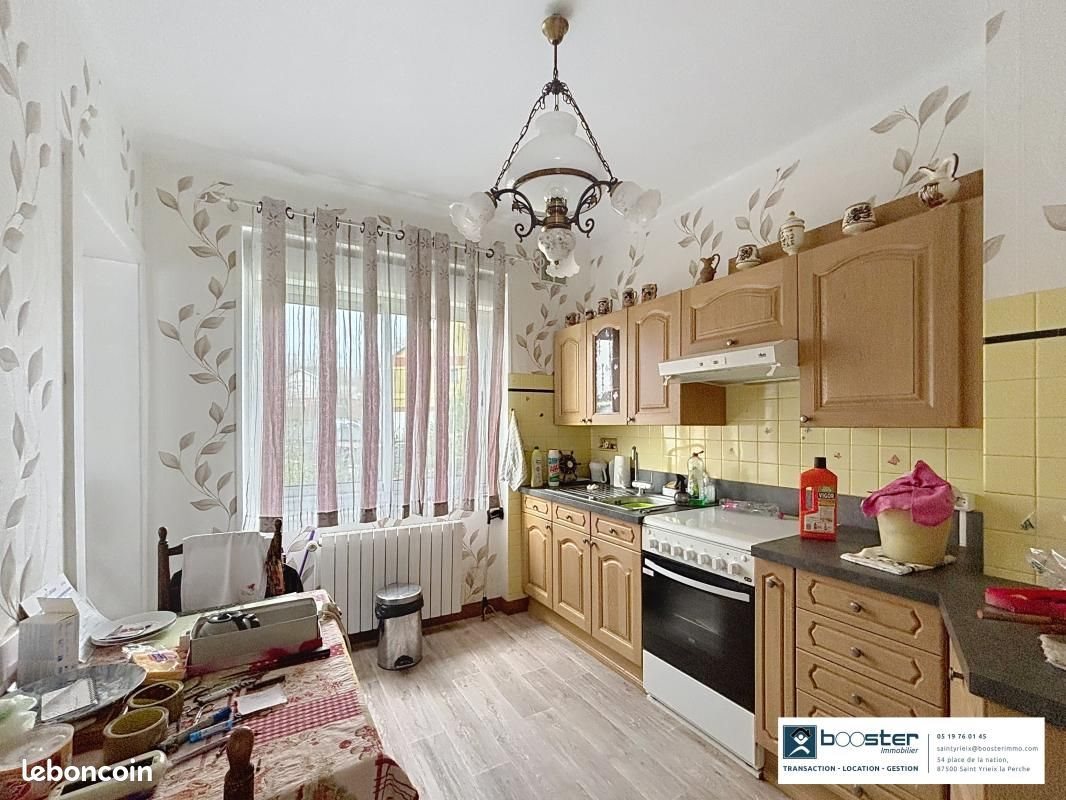 Maison à vendre, 90m², Saint-Yrieix-la-Perche