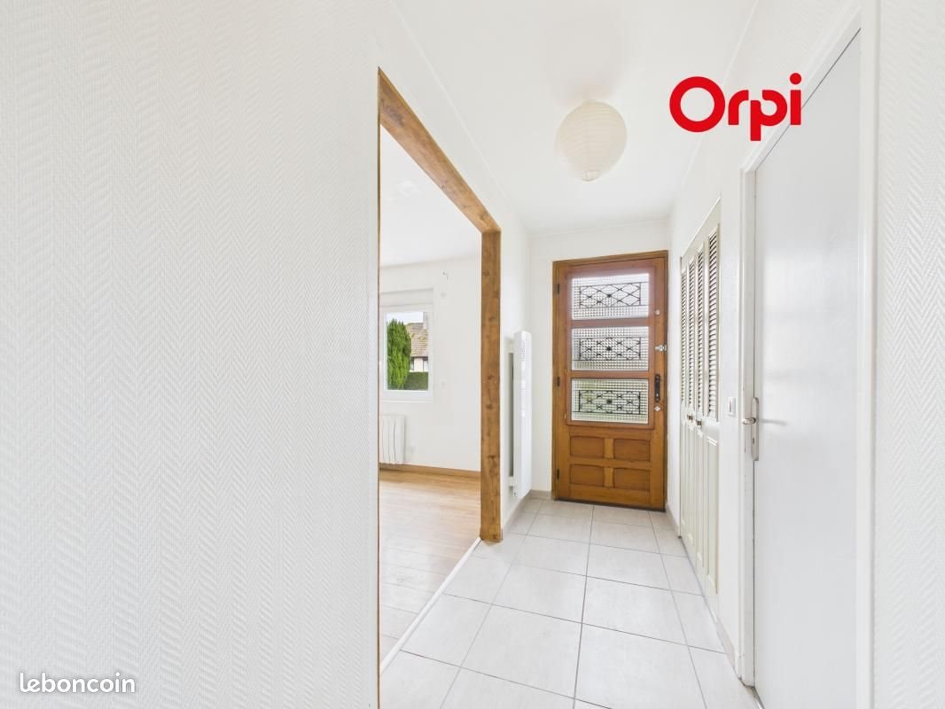 Maison à louer, 90m², Bernay