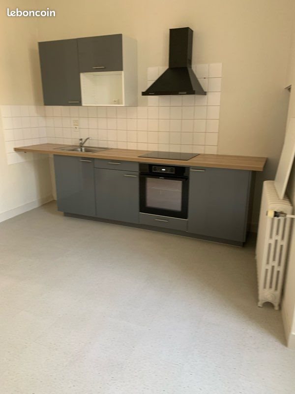 Maison à louer, 84m², Bais