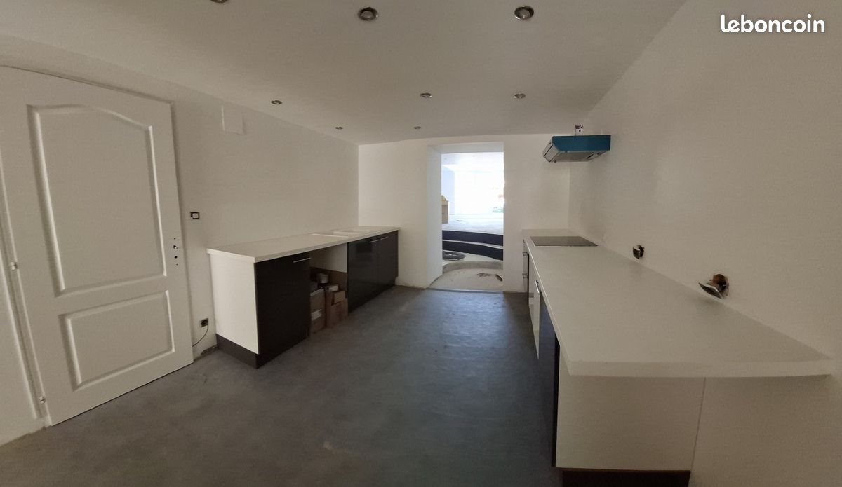 Maison à louer, 250m², Crévic