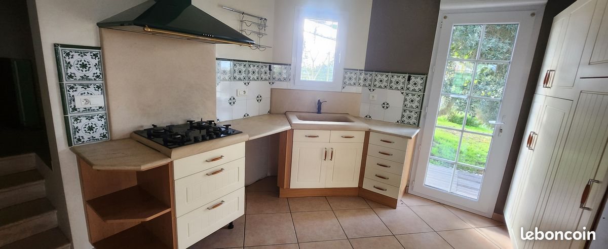 Maison à louer, 185m², Valderiès