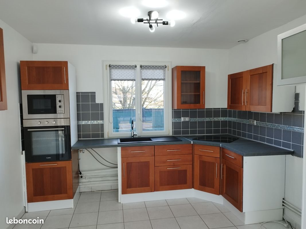 Maison à louer, 75m², La Neuville-Chant-d'Oisel