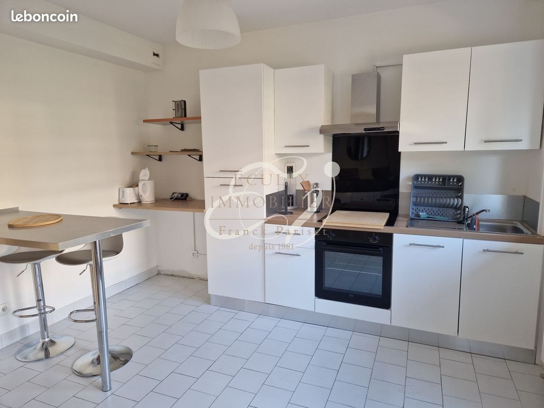 Appartement à louer, 34m², Ecully