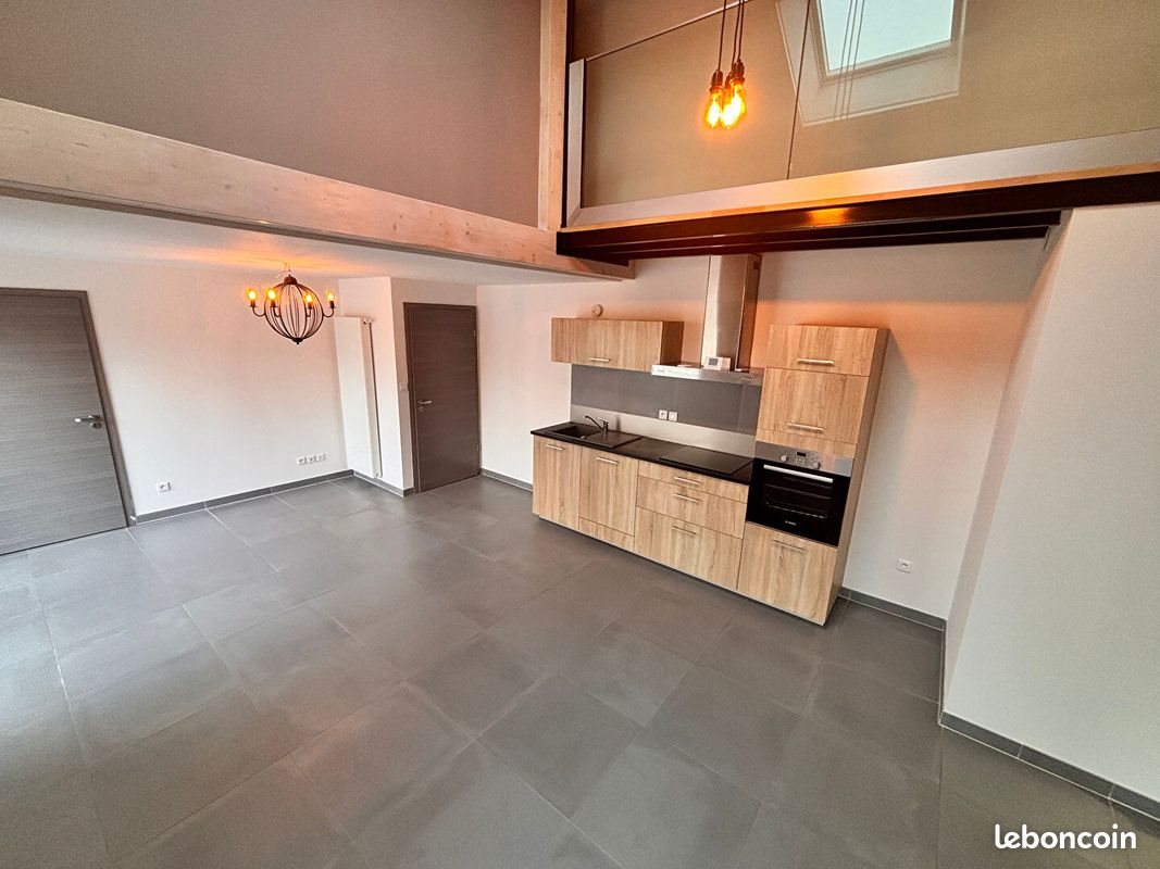 Appartement à louer, 79m², Pontarlier