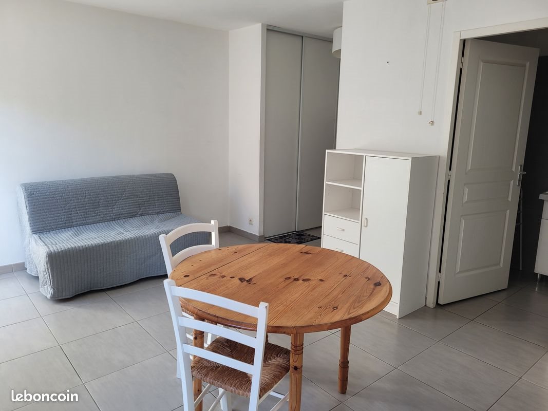 Appartement à louer, 25m², Toulon