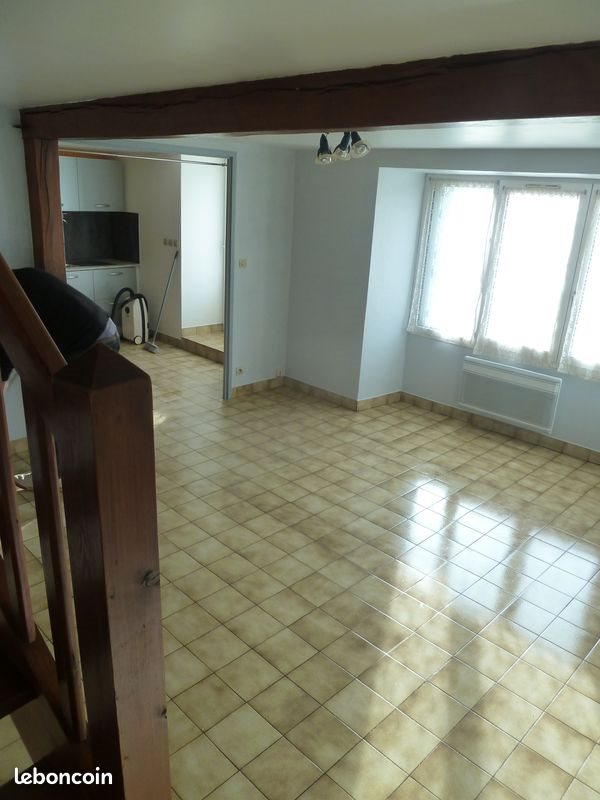 Appartement à louer, 66m², Airvault