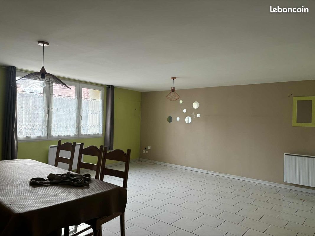 Maison à louer, 160m², Nomain