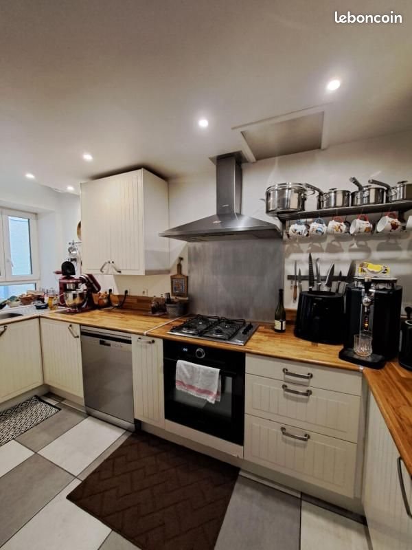 Maison à vendre, 110m², Corps