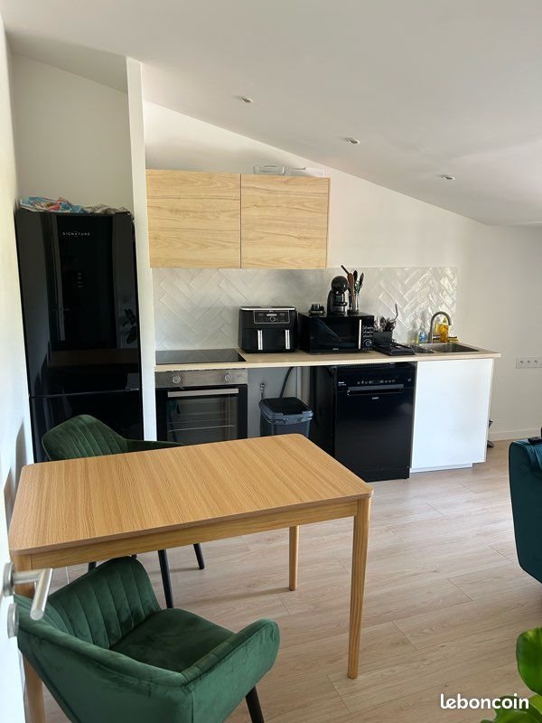 Appartement à louer, 47m², Pourrières