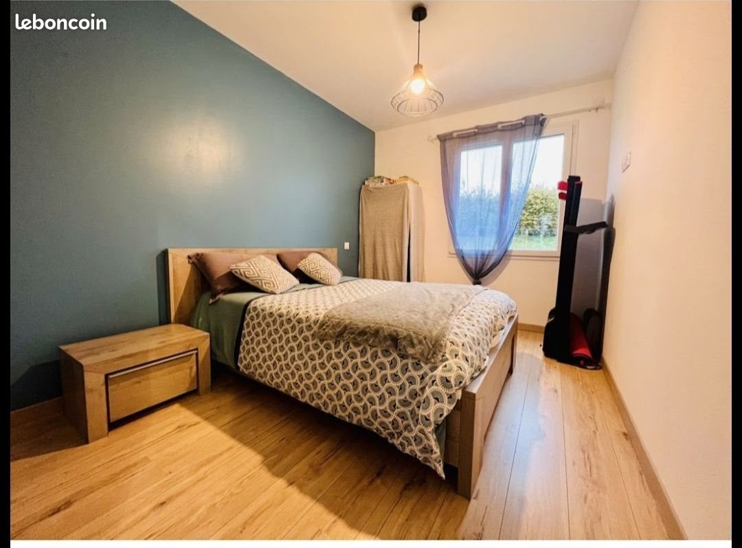 Maison à louer, 105m², Mervent