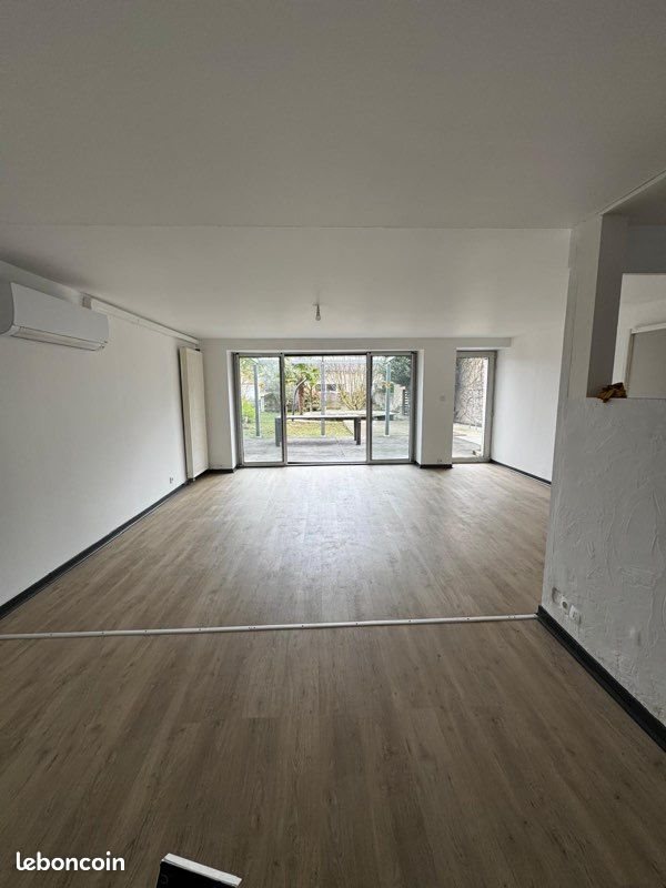 Maison à vendre, 186m², Tavaux