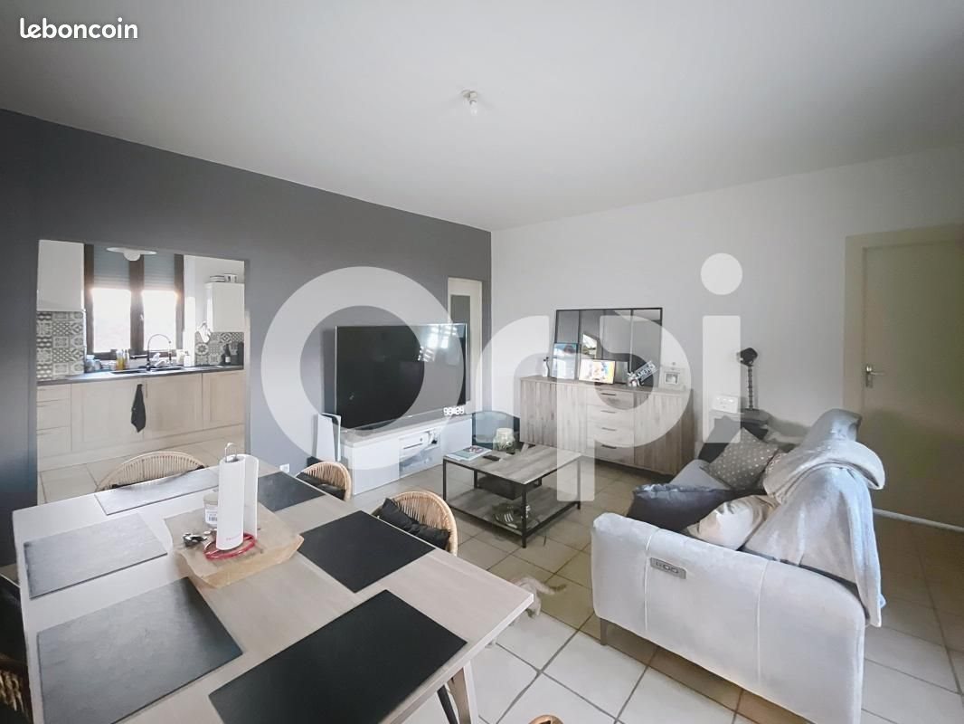 Appartement à louer, 89m², Ussac