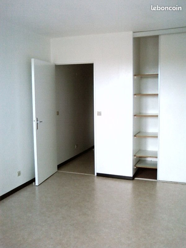 Appartement à louer, 21m², Lons