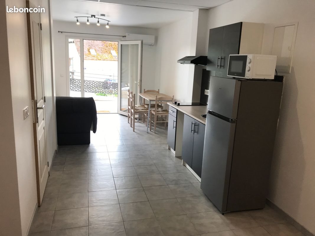 Appartement à louer, 28m², Bretenoux