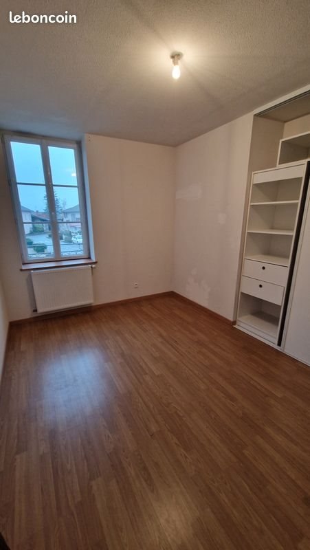 Appartement à louer, 70m², Saint-André-sur-Vieux-Jonc