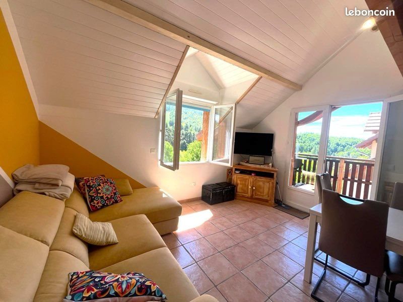 Appartement à louer, 50m², Montclar