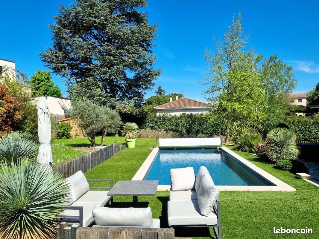 Maison à vendre, 185m², Saint-Genis-Laval