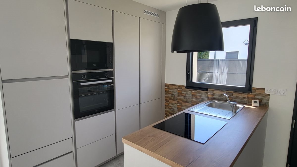 Maison à louer, 130m², Saint-Quay-Perros