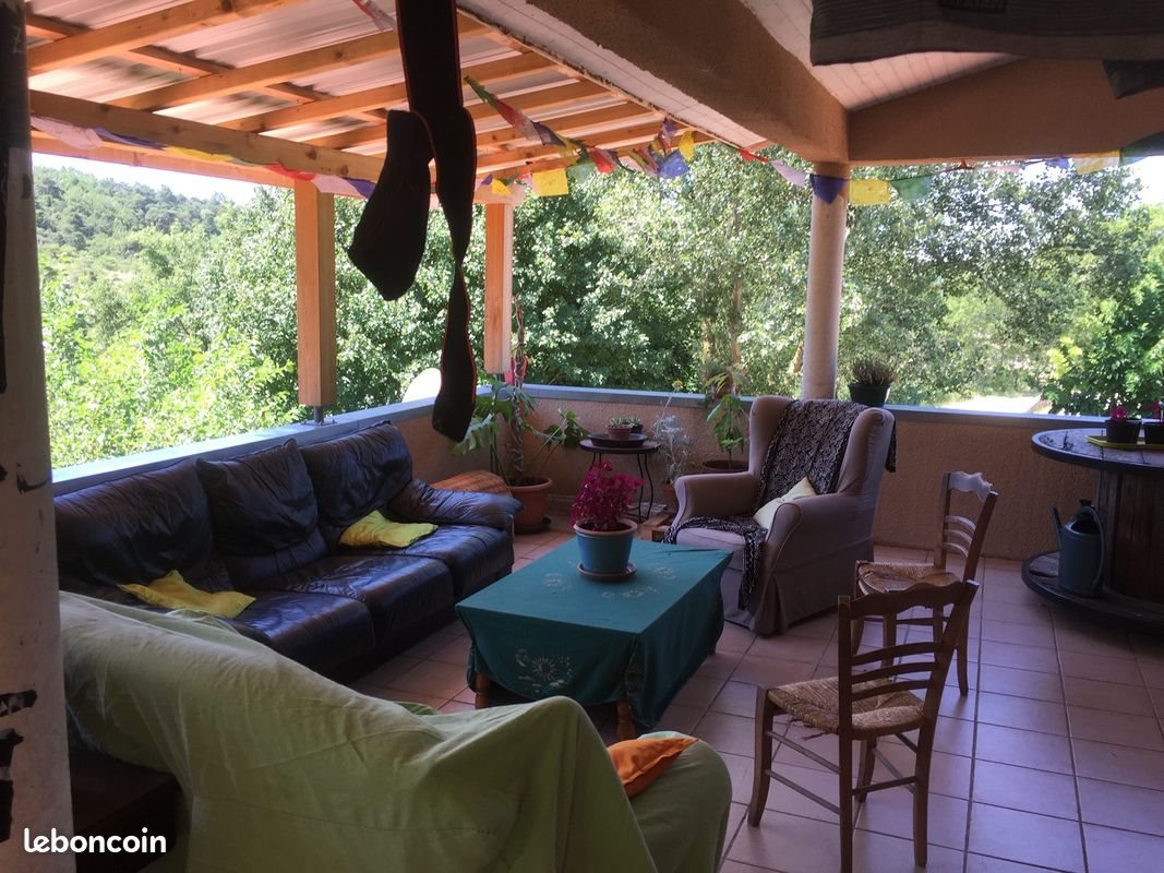 Appartement à louer, 55m², La Baume-Cornillane