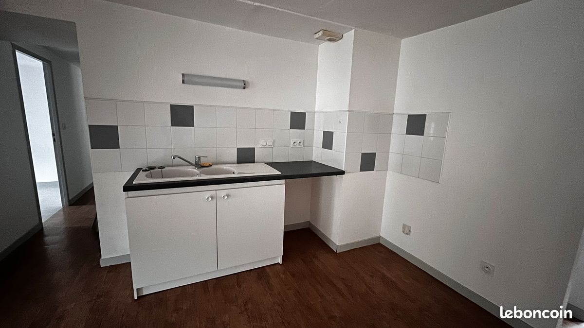Appartement à louer, 74m², Salins-les-Bains