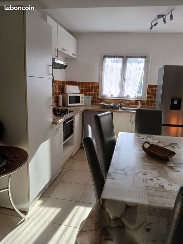 Appartement à louer, 70m², Lucciana