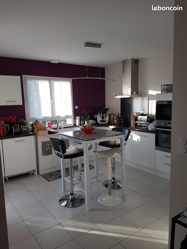 Maison à louer, 100m², Pommiers