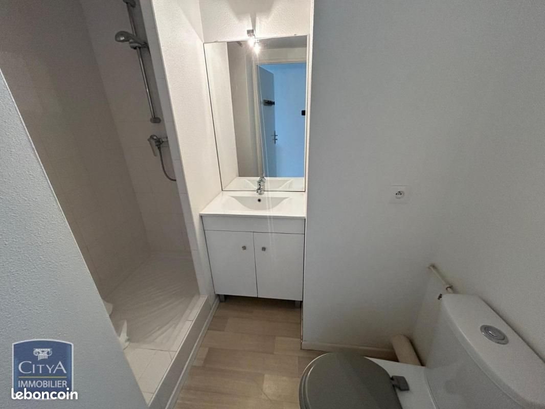 Appartement à louer, 19m², Tours