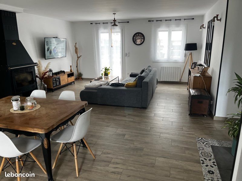 Maison à louer, 103m², Le Val-Doré