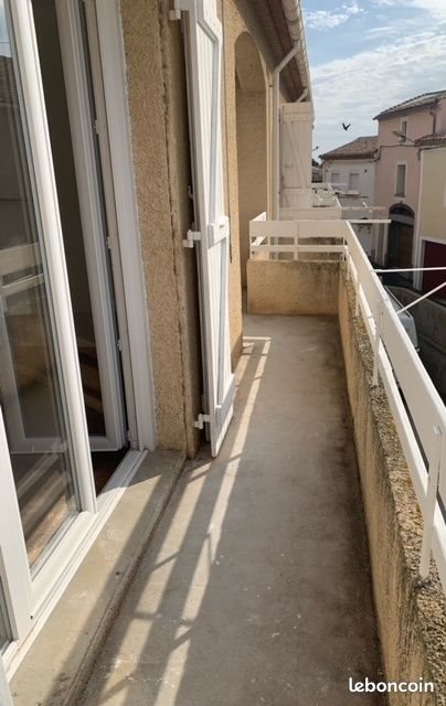 Appartement à louer, 69m², Vias