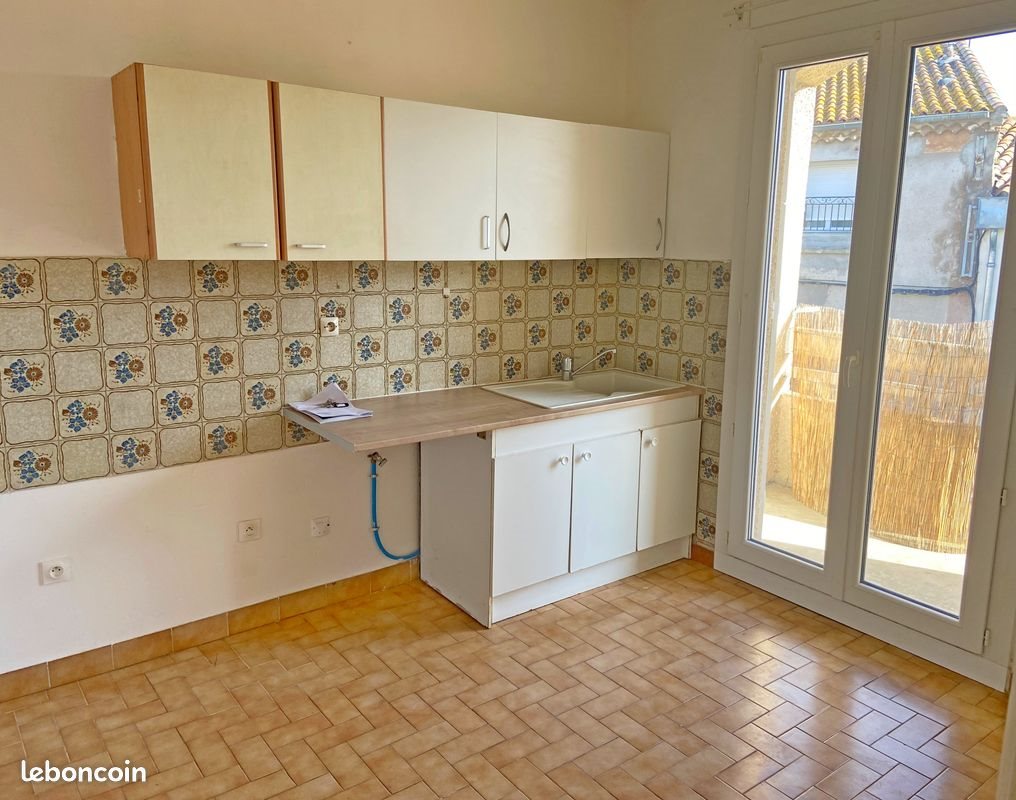 Appartement à louer, 69m², Vias