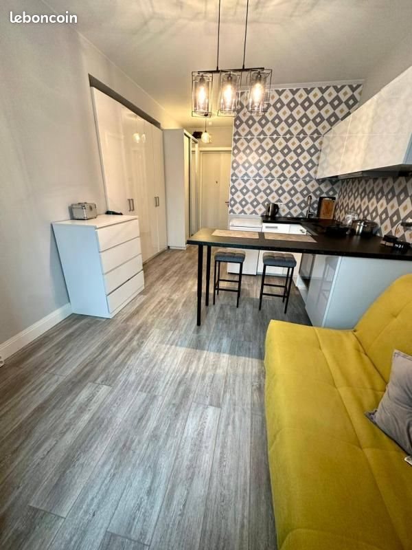 Appartement à louer, 18m², Paris 17ème