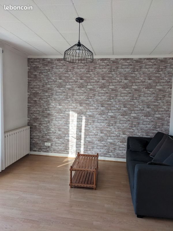 Maison à louer, 70m², Damparis