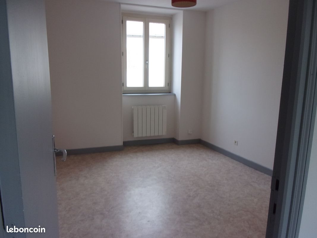 Appartement à louer, 51m², Ambert