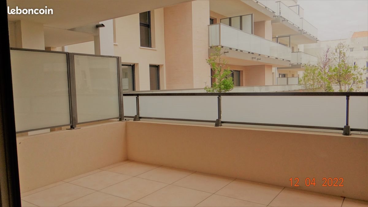 Appartement à louer, 40m², Saint-Brès