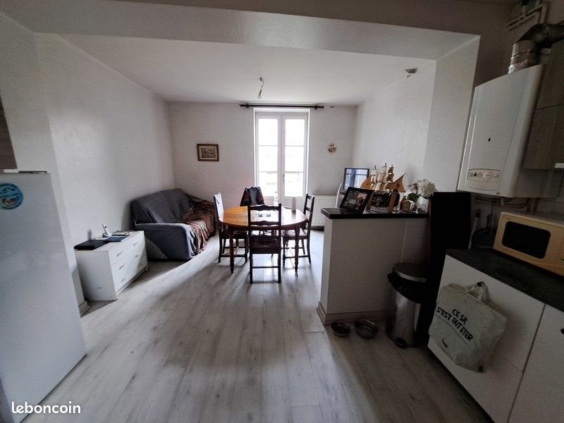 Appartement à vendre, 203m², Saint-Yrieix-la-Perche