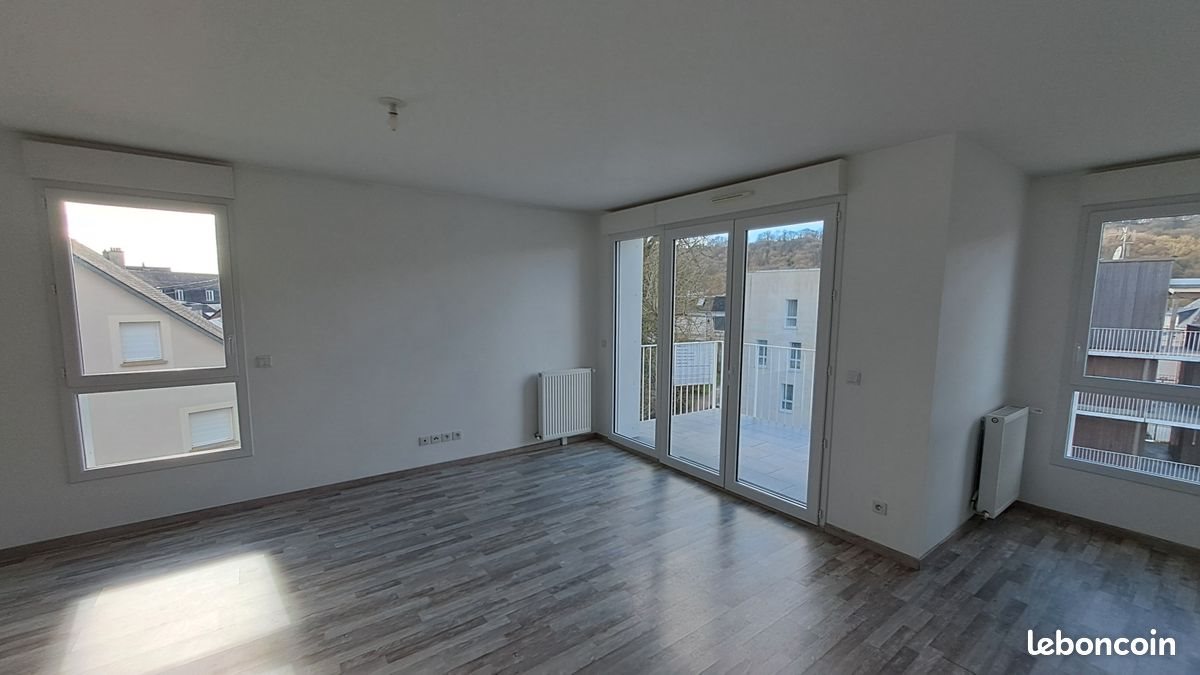 Appartement à louer, 84m², Lillebonne