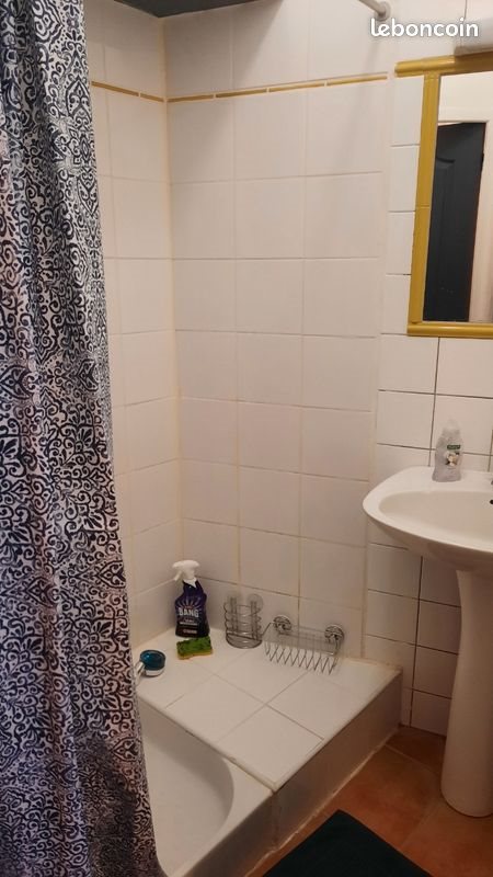 Appartement à louer, 43m², Nîmes