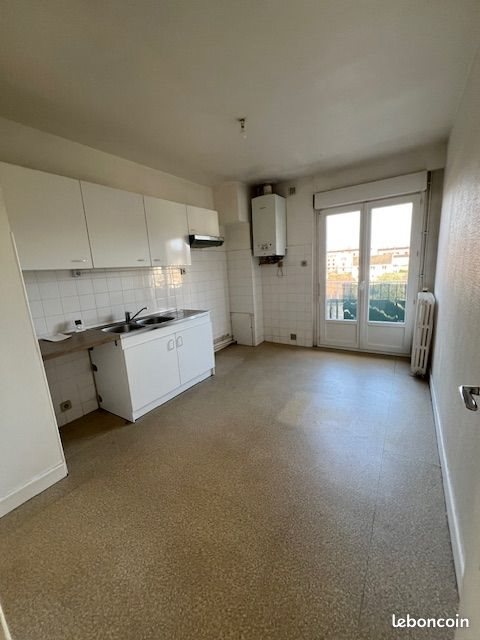 Appartement à louer, 80m², Brive-la-Gaillarde
