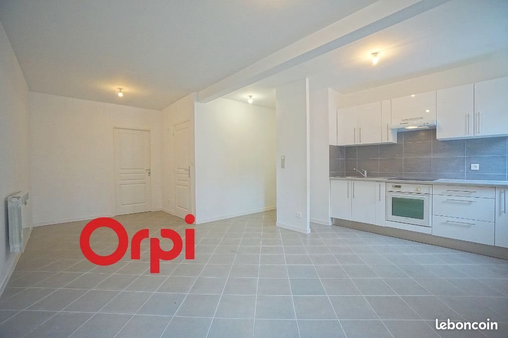 Appartement à louer, 43m², Bernay