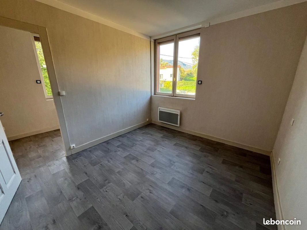 Appartement à louer, 58m², Chassal