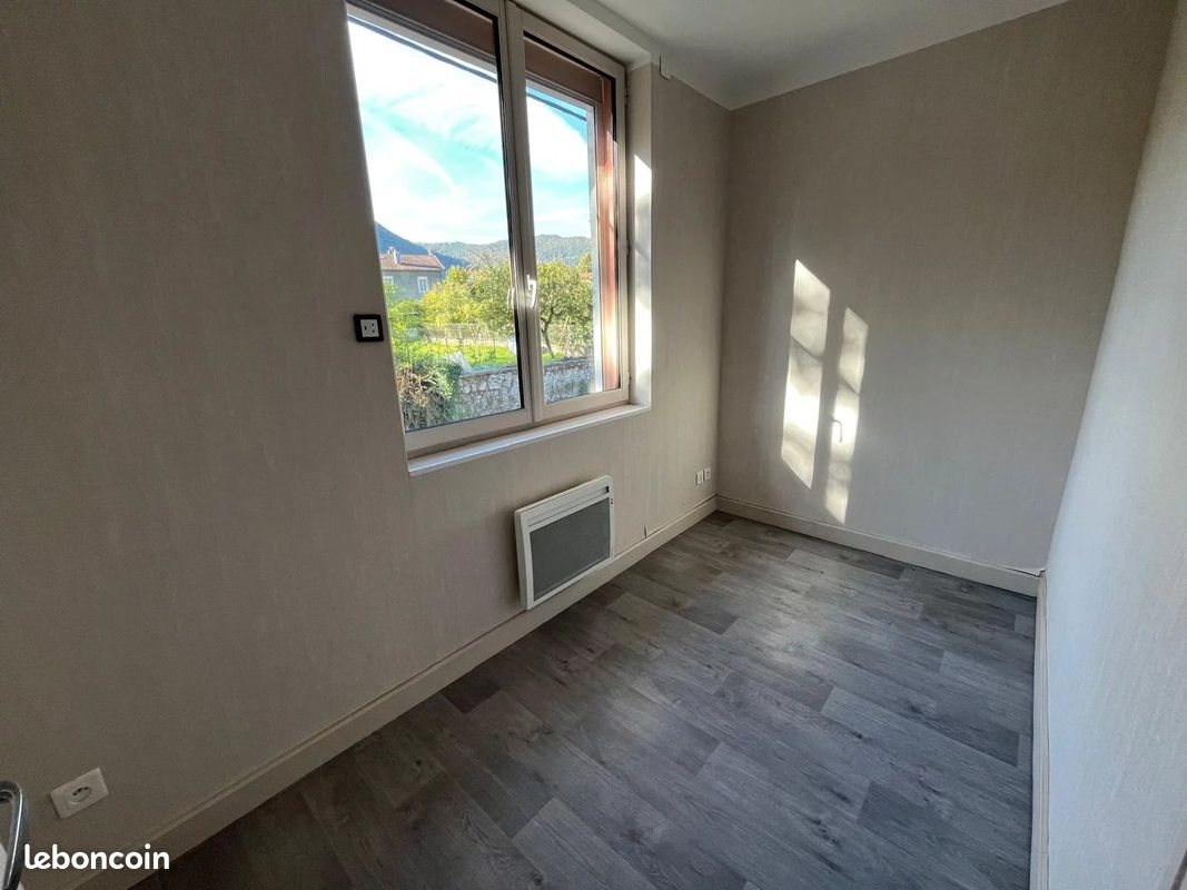 Appartement à louer, 58m², Chassal