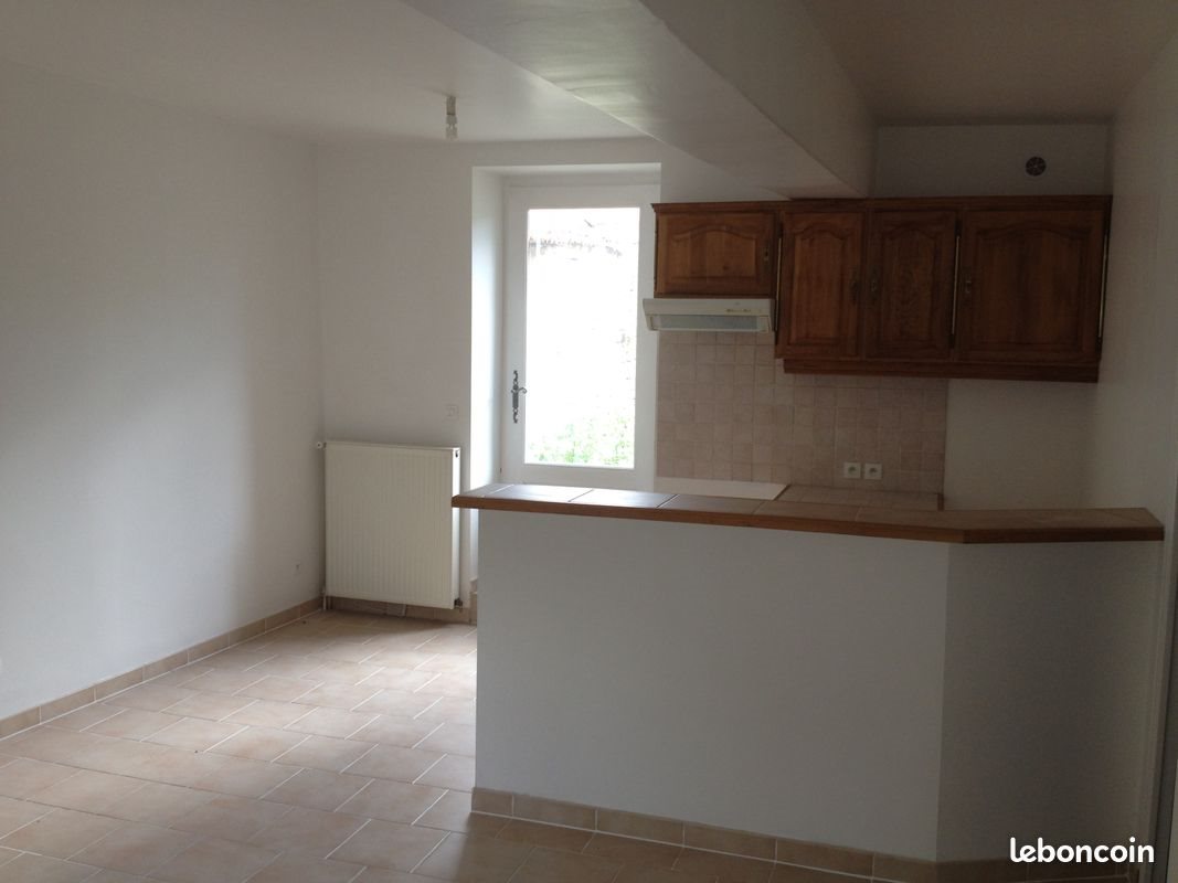 Appartement à louer, 120m², Joux-la-Ville